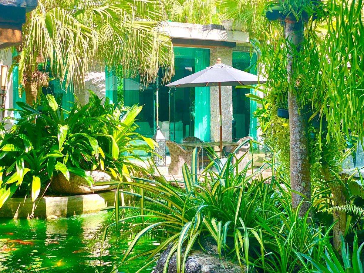 Villa On The Rocks, 4 Bedrooms, Phuket Pantai Surin Luaran gambar